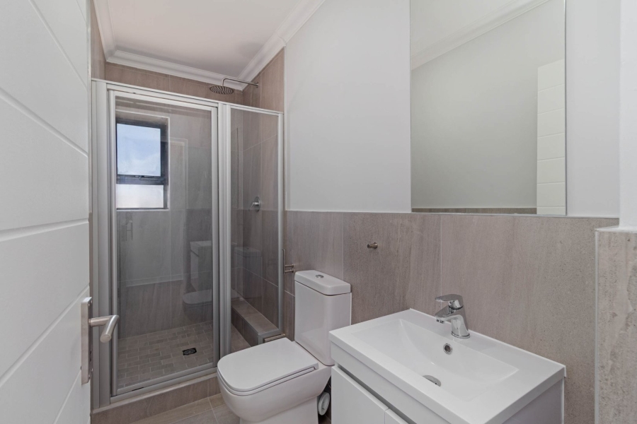 1 Bedroom Property for Sale in Table View Western Cape